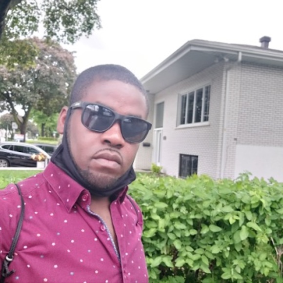 Meet your Posher, Philippe - Picture 1 of 1